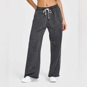 Oner Active Raw Lounge Wide Leg Joggers | Coal - S - Short